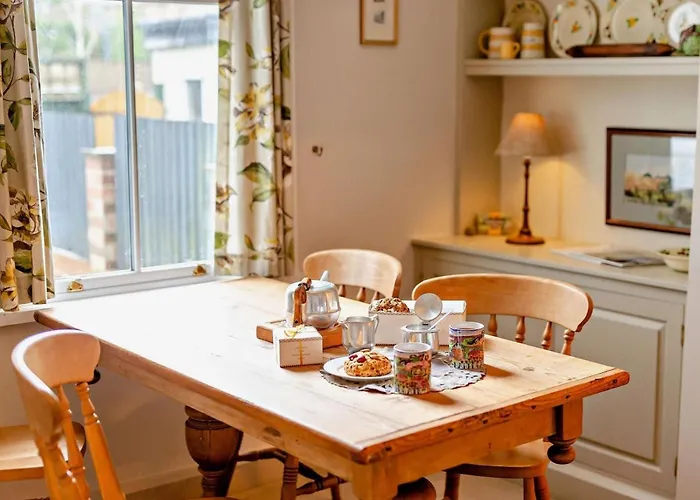 Vakantiehuis 2 Bed In Oc-hh037 *